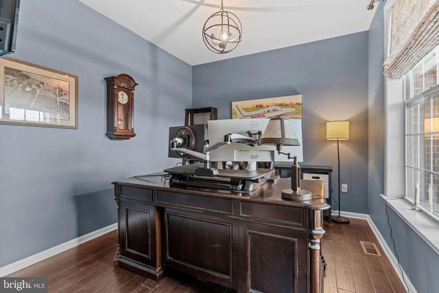 204 PENNLAND FARM DR, Perkasie, PA 18944