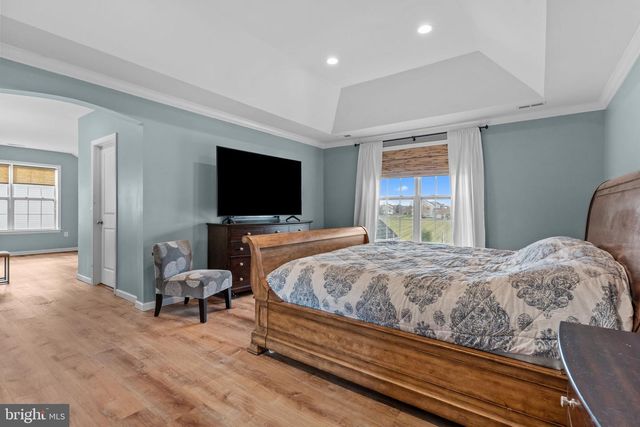 204 PENNLAND FARM DR, Perkasie, PA 18944