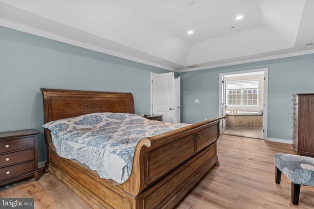 204 PENNLAND FARM DR, Perkasie, PA 18944