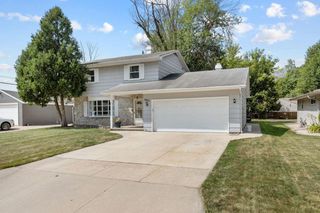 1621 N MCDONALD STREET, Appleton, WI 54911