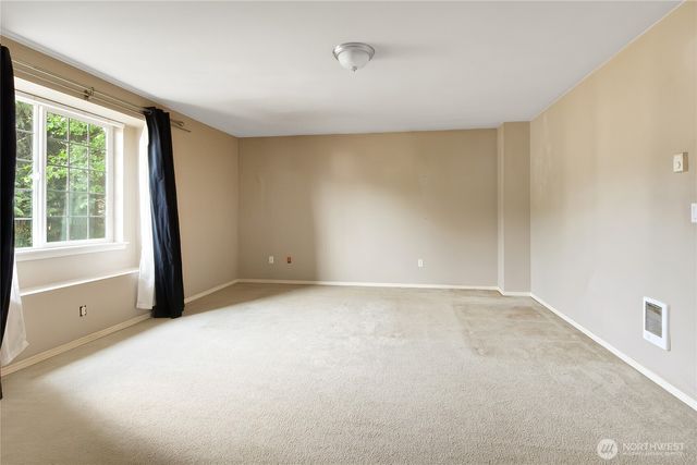 16018 124th Avenue Ct E, Puyallup, WA 98374