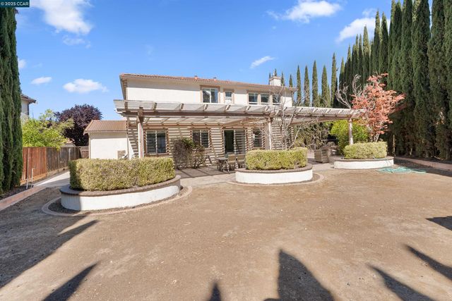 35 Keith, Oakley, CA 94561