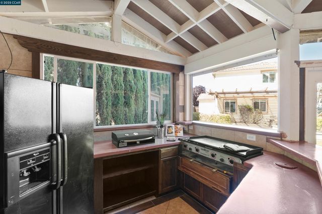 35 Keith, Oakley, CA 94561