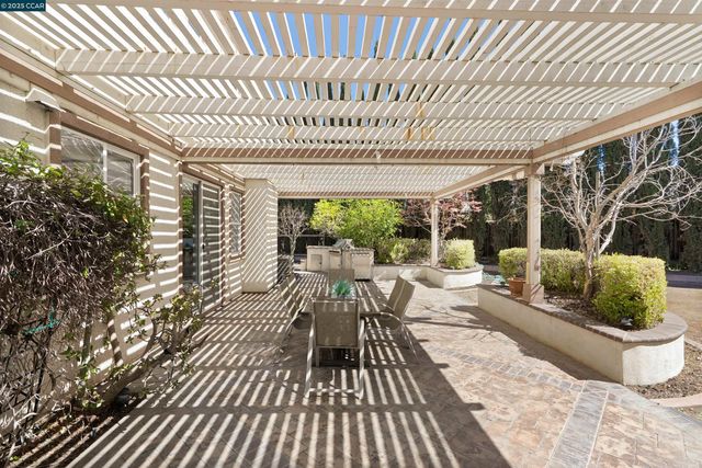 35 Keith, Oakley, CA 94561