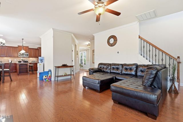 886 Micahs Way N, Spring Lake, NC 28390