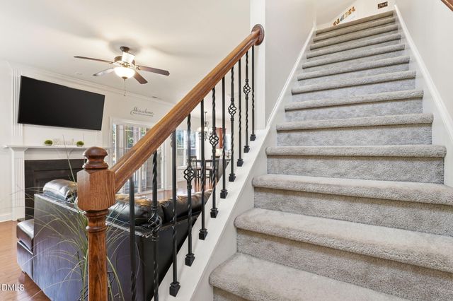 886 Micahs Way N, Spring Lake, NC 28390