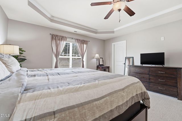 886 Micahs Way N, Spring Lake, NC 28390