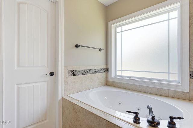 886 Micahs Way N, Spring Lake, NC 28390