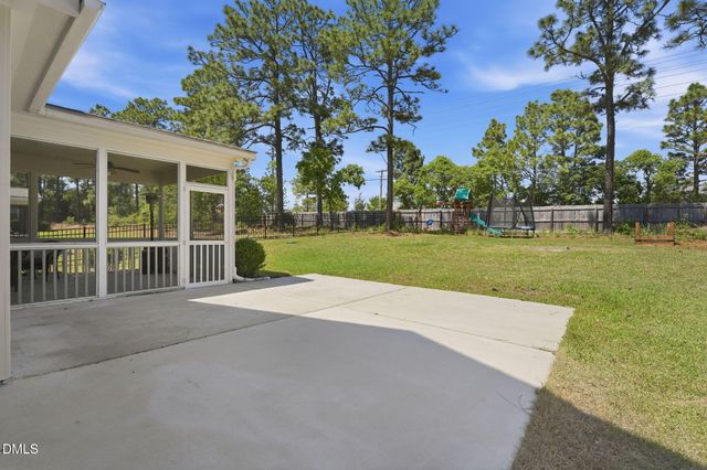 886 Micahs Way N, Spring Lake, NC 28390