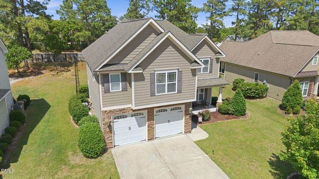 886 Micahs Way N, Spring Lake, NC 28390