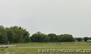 28071 E 108th Place, Coweta, OK 74429