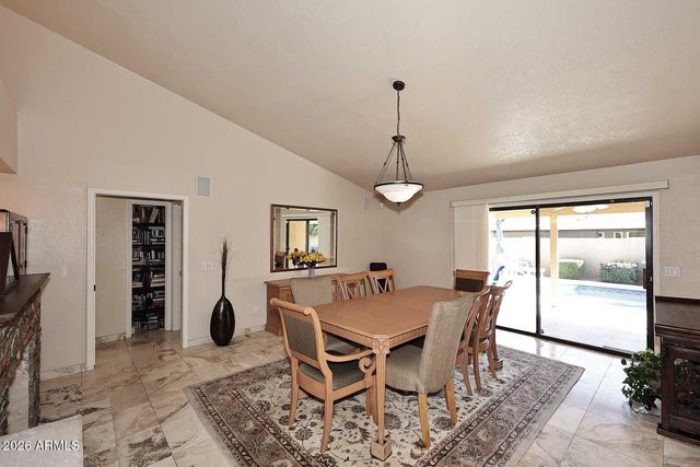 9067 E CORRINE Drive, Scottsdale, AZ 85260