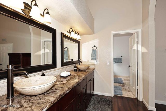 9067 E CORRINE Drive, Scottsdale, AZ 85260