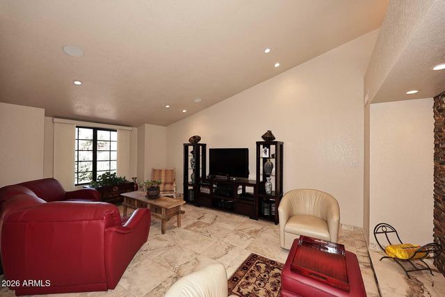 9067 E CORRINE Drive, Scottsdale, AZ 85260