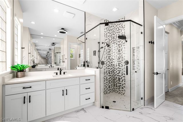 2179 Canary Island CV, Naples, FL 34119