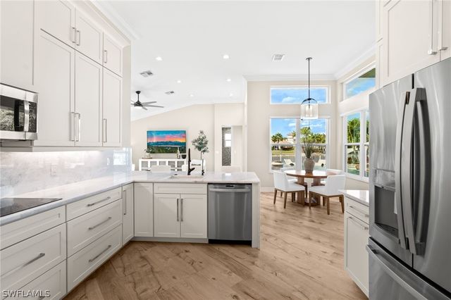 2179 Canary Island CV, Naples, FL 34119