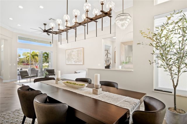 2179 Canary Island CV, Naples, FL 34119