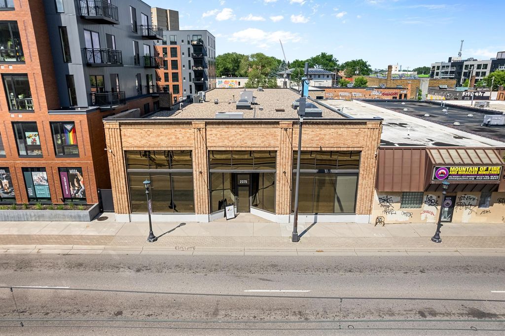 2375 University Avenue W, Saint Paul, MN 55114 — photo 2