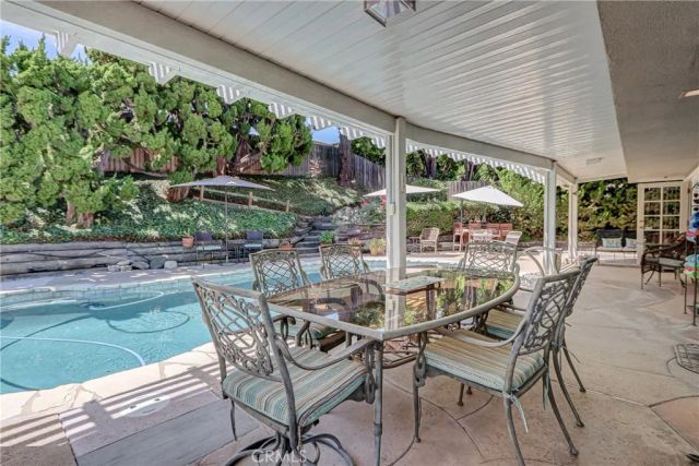 27837 Longhill Drive, Rancho Palos Verdes, CA 90275
