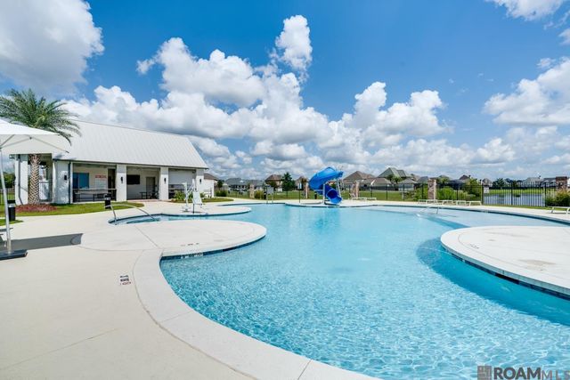 3214 Grand Way Ave, Baton Rouge, LA 70810