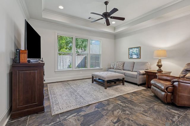 3214 Grand Way Ave, Baton Rouge, LA 70810