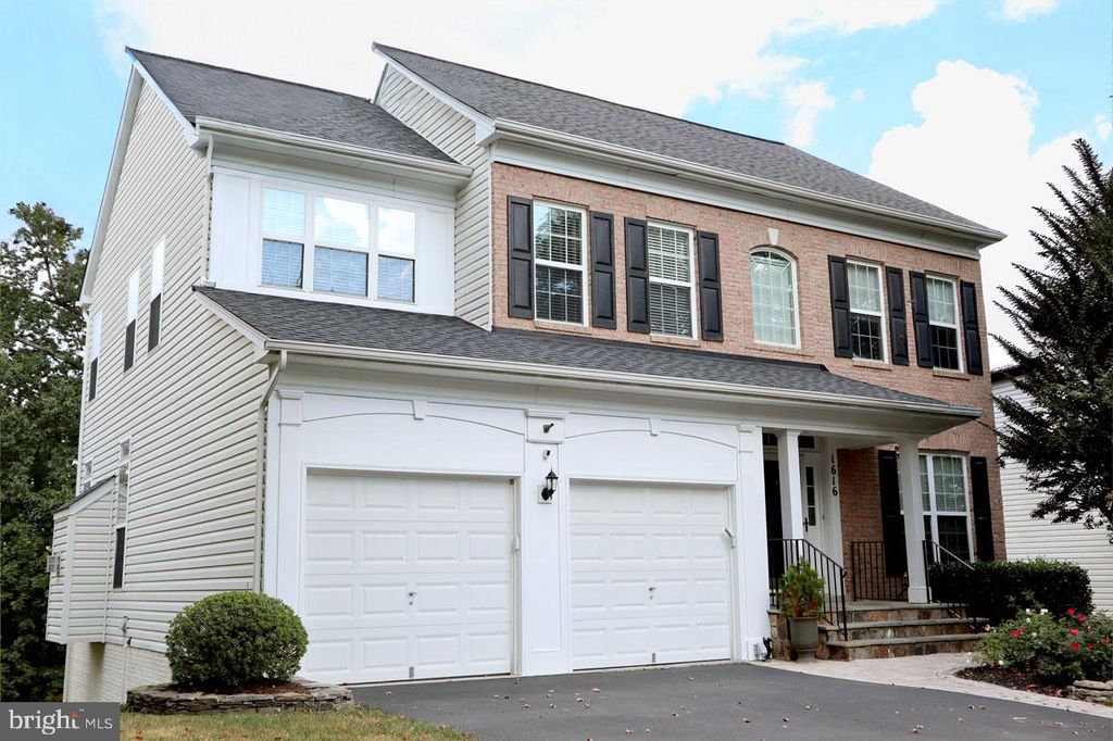 1616 CHICKASAW PL NE, Leesburg, VA 20176