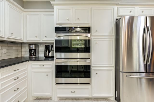 8204 Colton Avenue, Lubbock, TX 79424