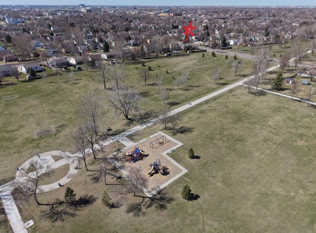 3485 18th Street S, Fargo, ND 58104