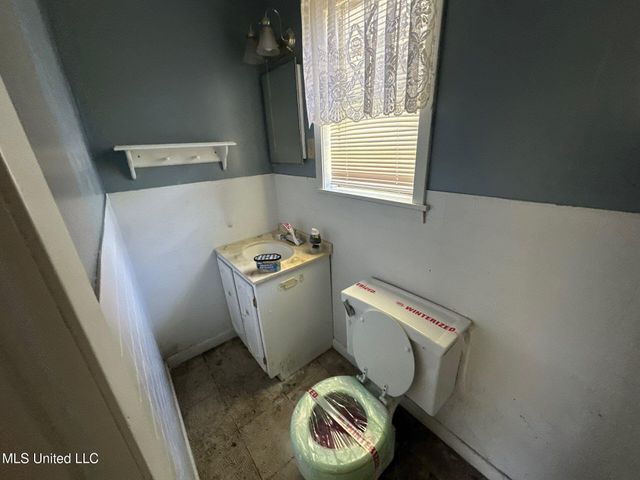 117 SE 5th Avenue, Magee, MS 39111
