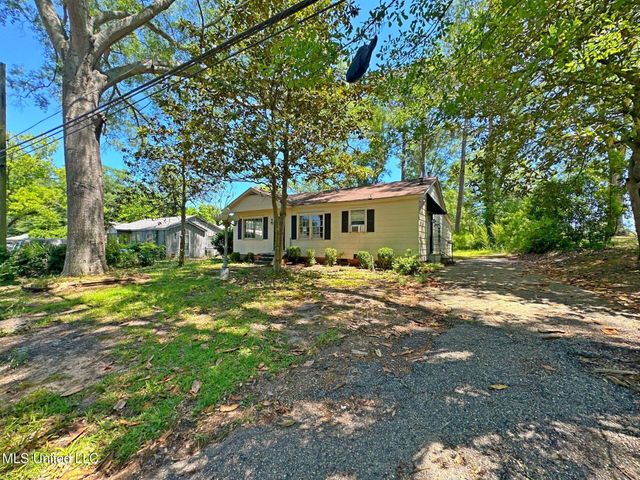 117 SE 5th Avenue, Magee, MS 39111