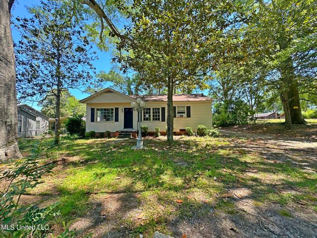 117 SE 5th Avenue, Magee, MS 39111