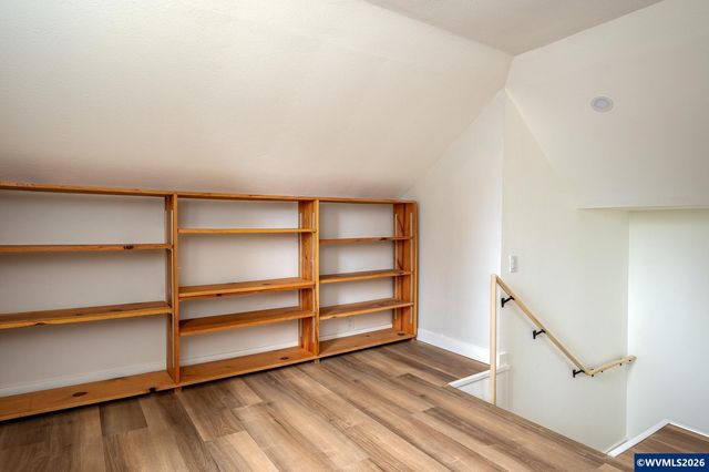 1139 NW Yamhill St, Mcminnville, OR 97128