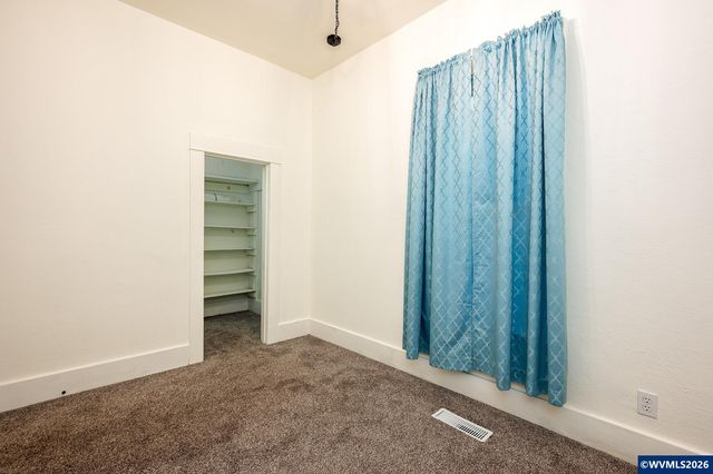 1139 NW Yamhill St, Mcminnville, OR 97128