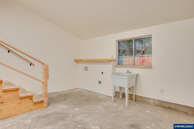 1139 NW Yamhill St, Mcminnville, OR 97128