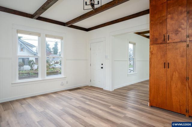 1139 NW Yamhill St, Mcminnville, OR 97128