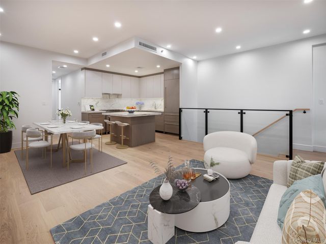 2131 Shore Boulevard D1, Astoria, NY 11105