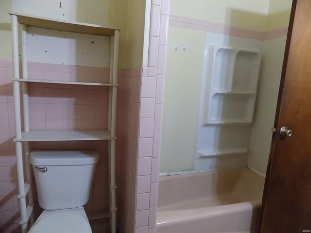 1421 Magnolia Avenue, Elkhart, IN 46514