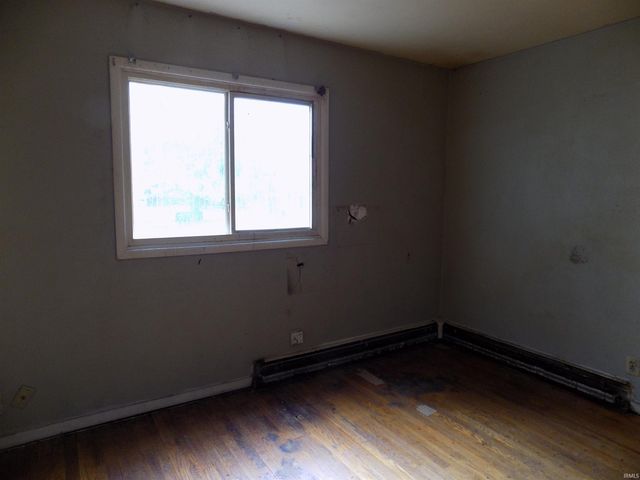 1421 Magnolia Avenue, Elkhart, IN 46514