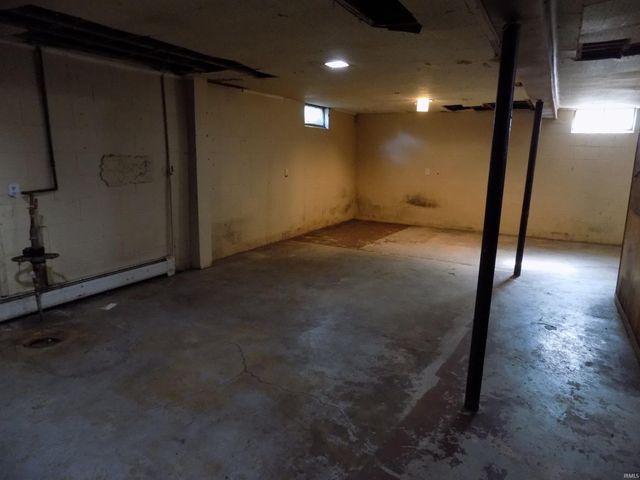 1421 Magnolia Avenue, Elkhart, IN 46514