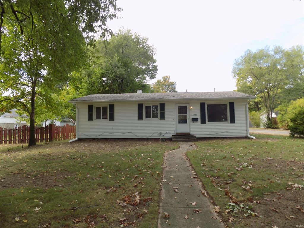 1421 Magnolia Avenue, Elkhart, IN 46514