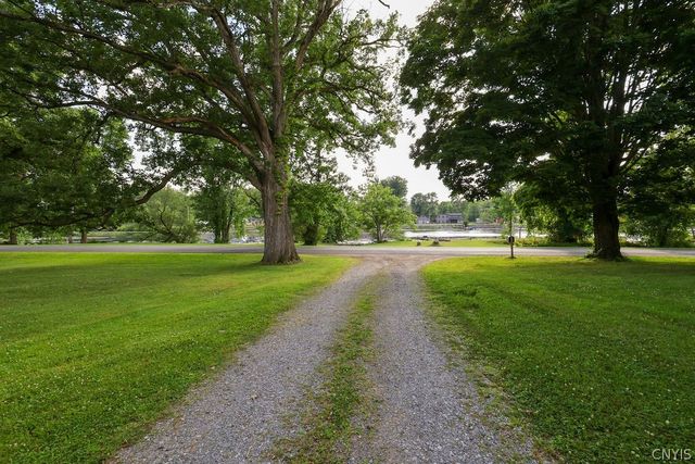 360 Oneida River Road 68, Schroeppel, NY 13132