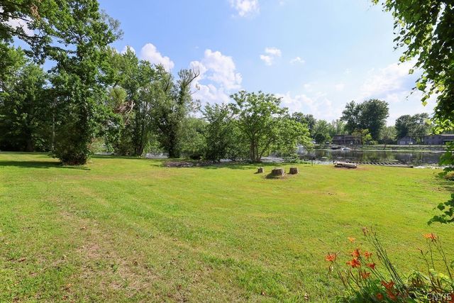 360 Oneida River Road 68, Schroeppel, NY 13132