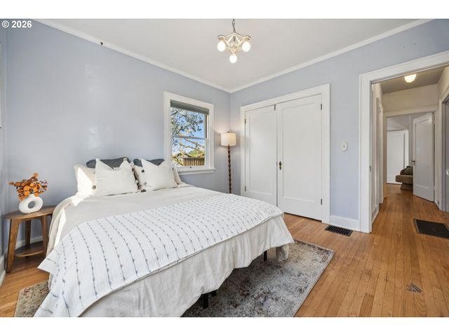 1805 Se 58TH Ave, Portland, OR 97215