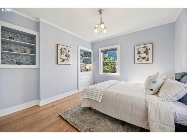 1805 Se 58TH Ave, Portland, OR 97215