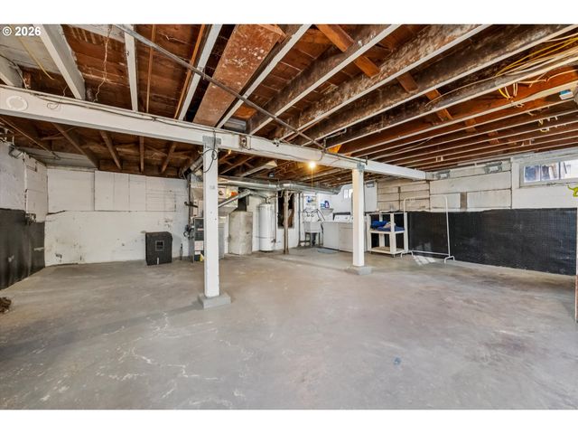 1805 Se 58TH Ave, Portland, OR 97215