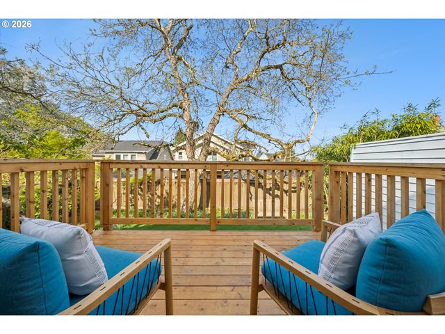 1805 Se 58TH Ave, Portland, OR 97215