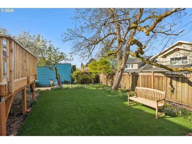 1805 Se 58TH Ave, Portland, OR 97215