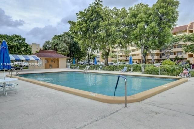 3771 Environ Boulevard 253, Lauderhill, FL 33319