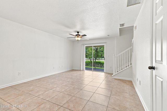 8550 ARGYLE BUSINESS Loop 1508, Jacksonville, FL 32244