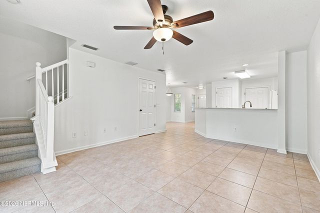 8550 ARGYLE BUSINESS Loop 1508, Jacksonville, FL 32244